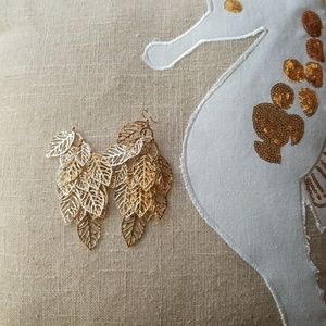 Beautiful leaf earrings